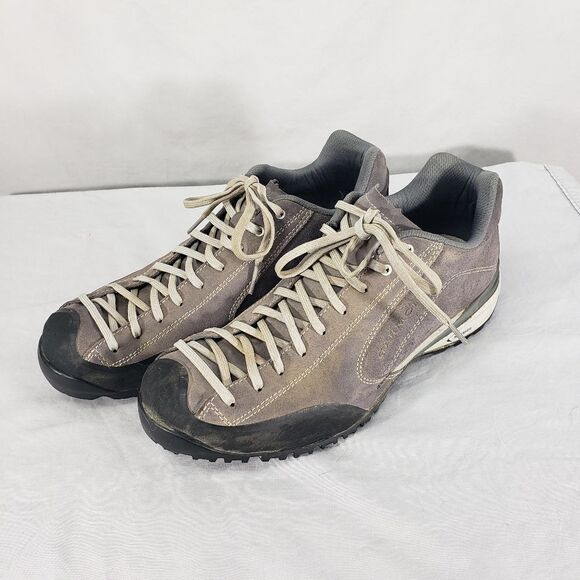 GARMONT STICKY BEAST Mens HIKING SHOES Sz 9 Suede Armour Toe Low Grey - Picture 2 of 9